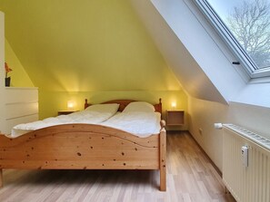 3 Schlafzimmer, Reisekinderbett, WLAN