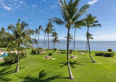 Beautifully Renovated Beachfront Condo