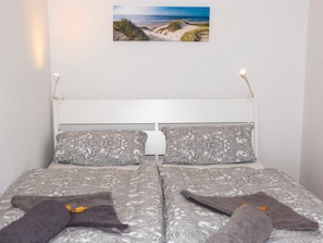 1 bedroom, WiFi, bed sheets - 077-2 Holiday apartment Jungmann - 077-2 Holiday apartment Jungmann (Wilhelmshaven)