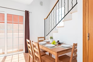 Dining - Menorca BAY 4 (Ciutadella de Menorca)