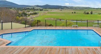 Lodge by the River - Studio 5