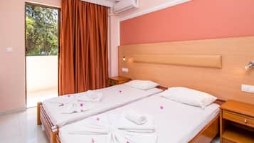 2 habitaciones, tabla de planchar con plancha y wifi gratis