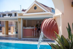 Poolside bar - Dorieas Hotel - Diagoras Annex (Rhodes)