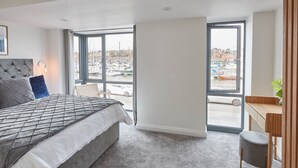 Unclassified image, 4 of 30, button - Coastal Townhouse (Whitby)