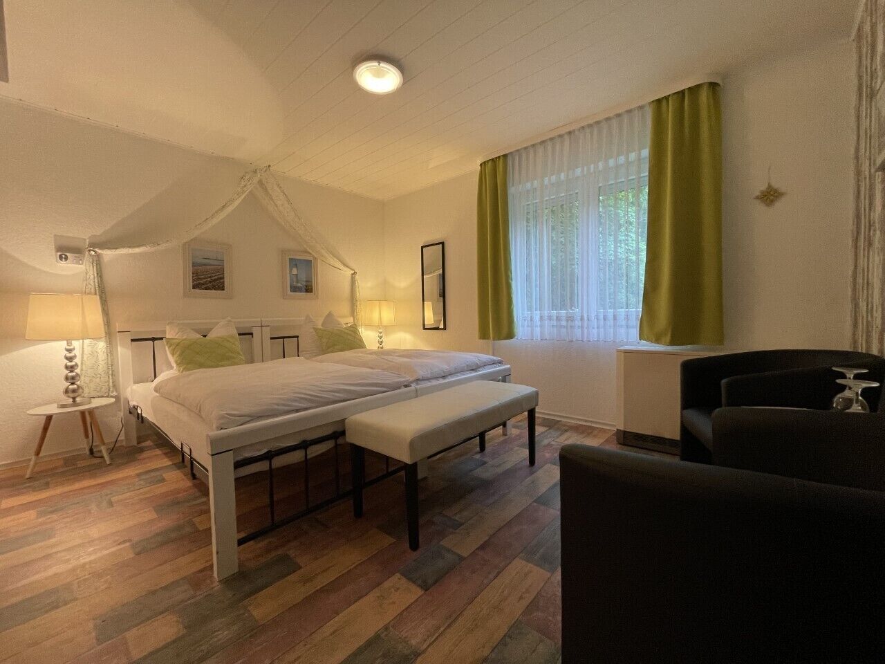 Individually decorated, individually furnished, bed sheets