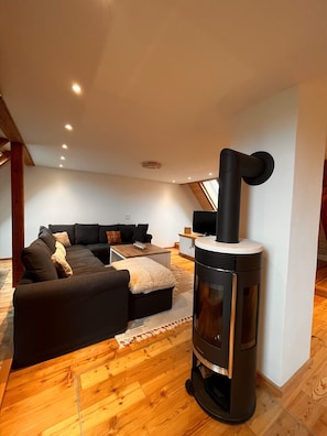 Interior - Quietly located, modern vacation apartment - with hot tub & sauna for an extra charge (Hohenberg an der Eger)