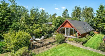 2 bedroom gorgeous home in Glesborg