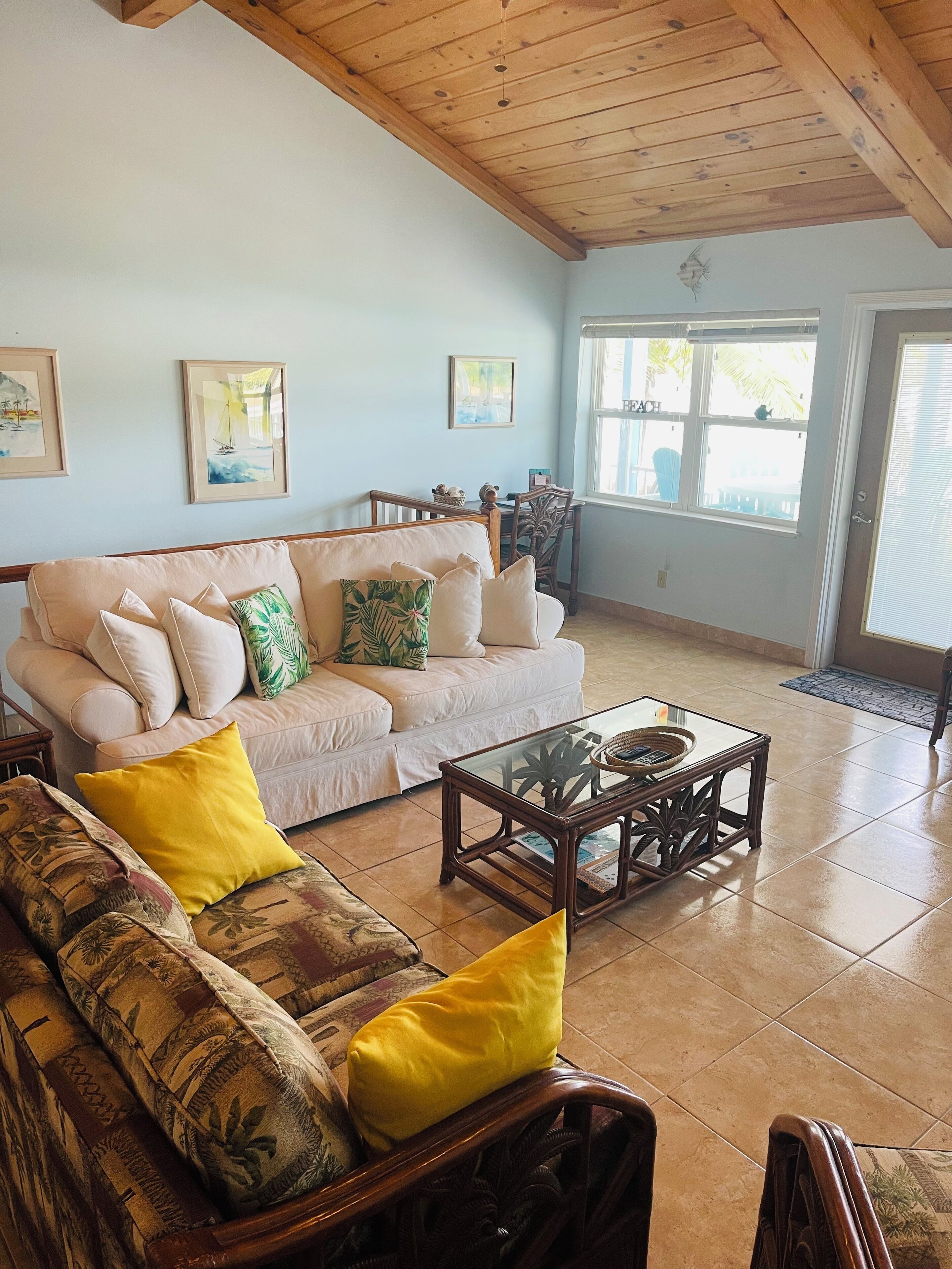 Smart-TV, Tischtennisplatte