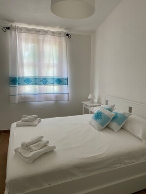 3 bedrooms, free WiFi, bed sheets