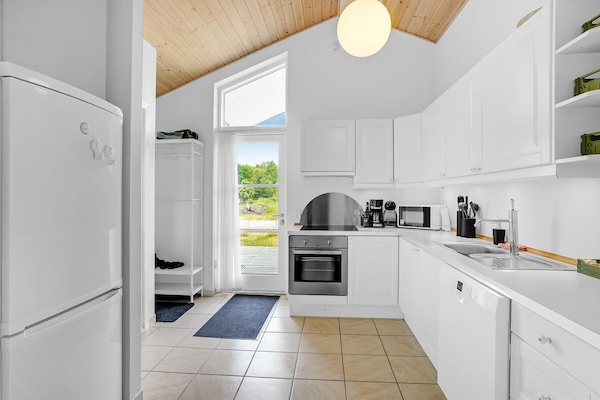 Køleskab, ovn, kogeplade, opvaskemaskine