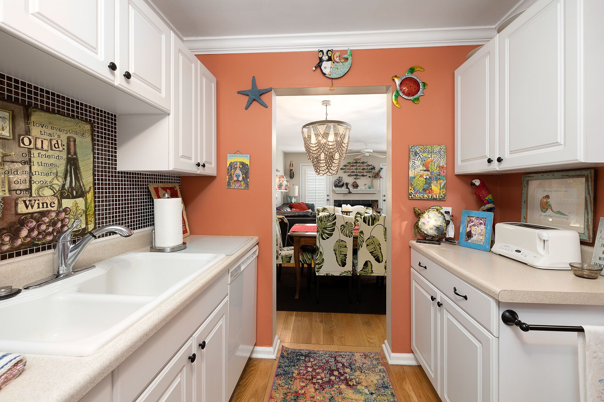 Beautiful 2 bed/1.5 bath condo built over lagoon - Saint Simons Island, GA