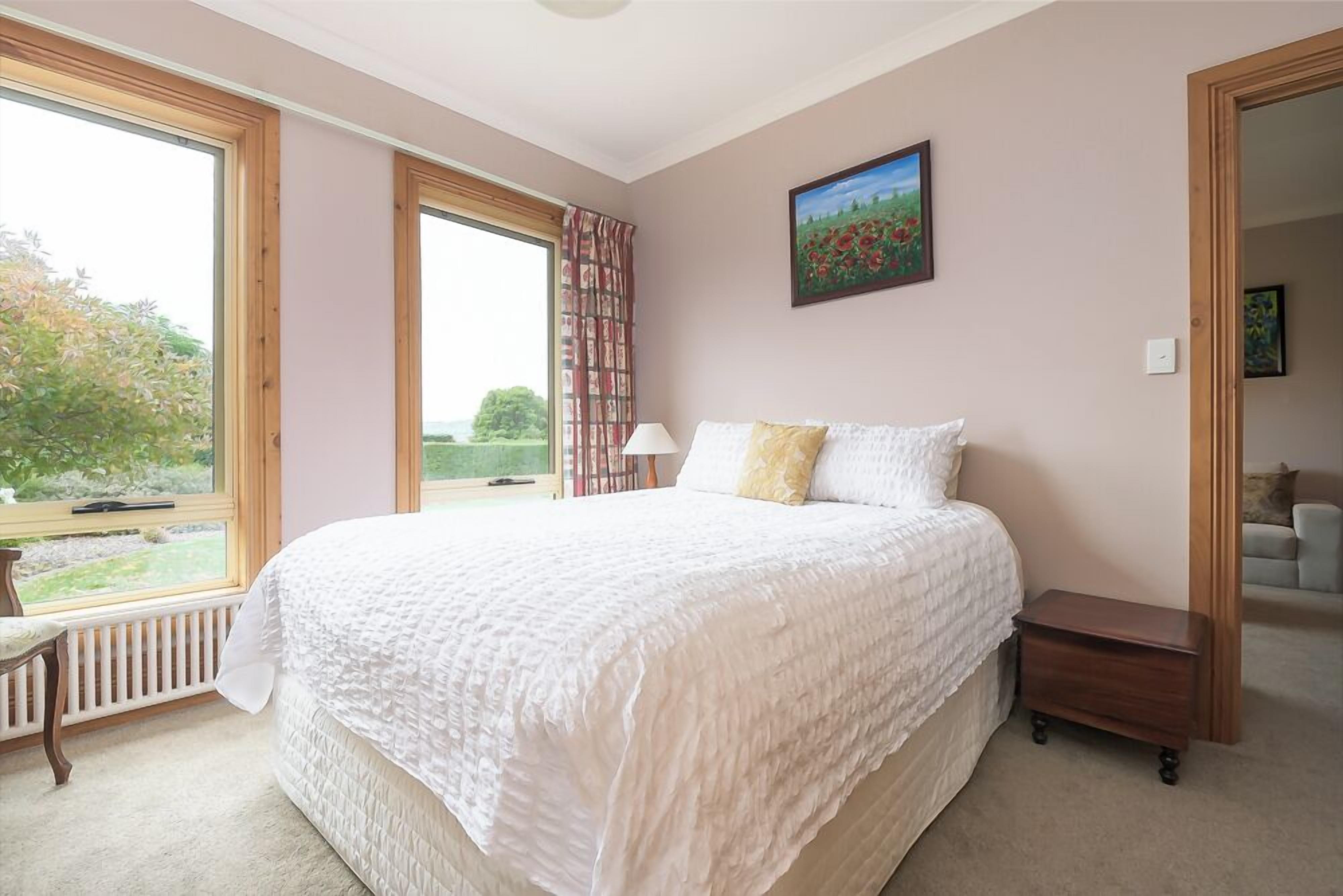 1 Schlafzimmer, Bügeleisen/Bügelbrett, Bettwäsche