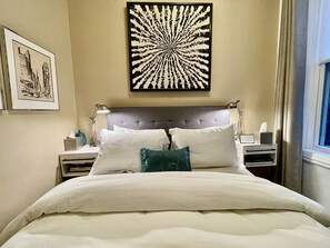 4 habitaciones, tabla de planchar con plancha y cuna de viaje 