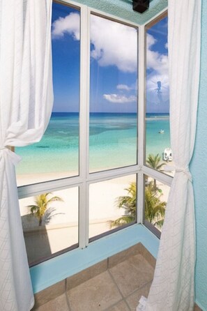 Interior - $3,000,000 Luxury Beach Front (4) Bedrooms Condo famous West Bay Beach Sleeps 8 (West Bay)