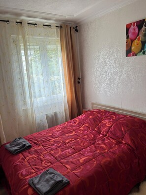 3 Schlafzimmer, Reisekinderbett, WLAN, Bettwäsche