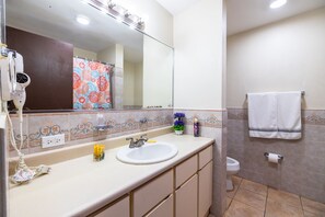 Family Villa, 1 Bedroom | Bathroom | Shower, hair dryer, towels - Golden Dream Villas 306 A (Isabela)