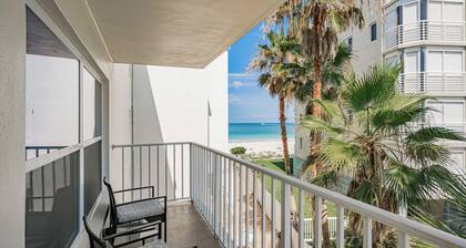Beachside Corner-Unit W/Partial Gulfview - Pool & Private Wraparound Balcony