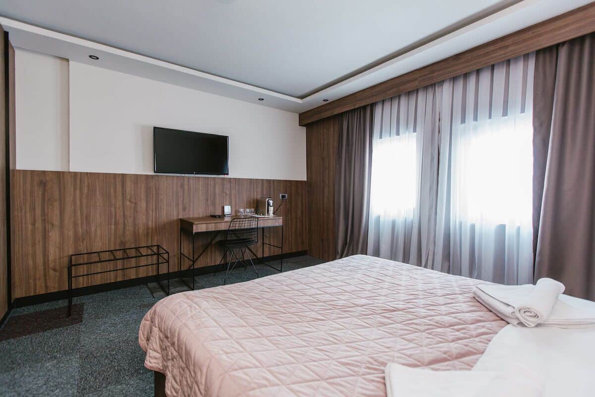 Family Triple Room | 1 bedroom, Egyptian cotton sheets, premium bedding, minibar