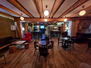 Coin salon dans le hall