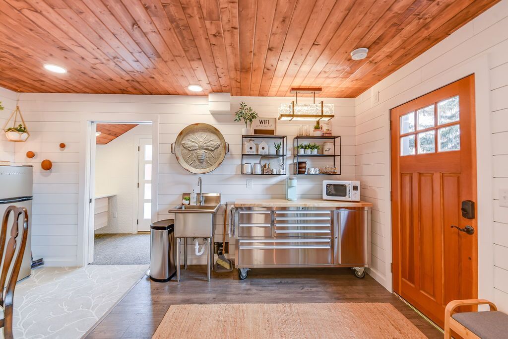 Flaky Croissant Flat