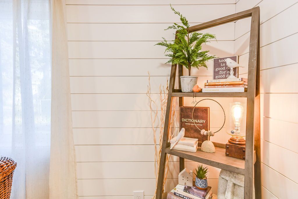 Flaky Croissant Flat