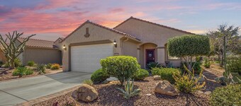All the amenities of Sun City resort living at Merrill Ranch in Florence, AZ.