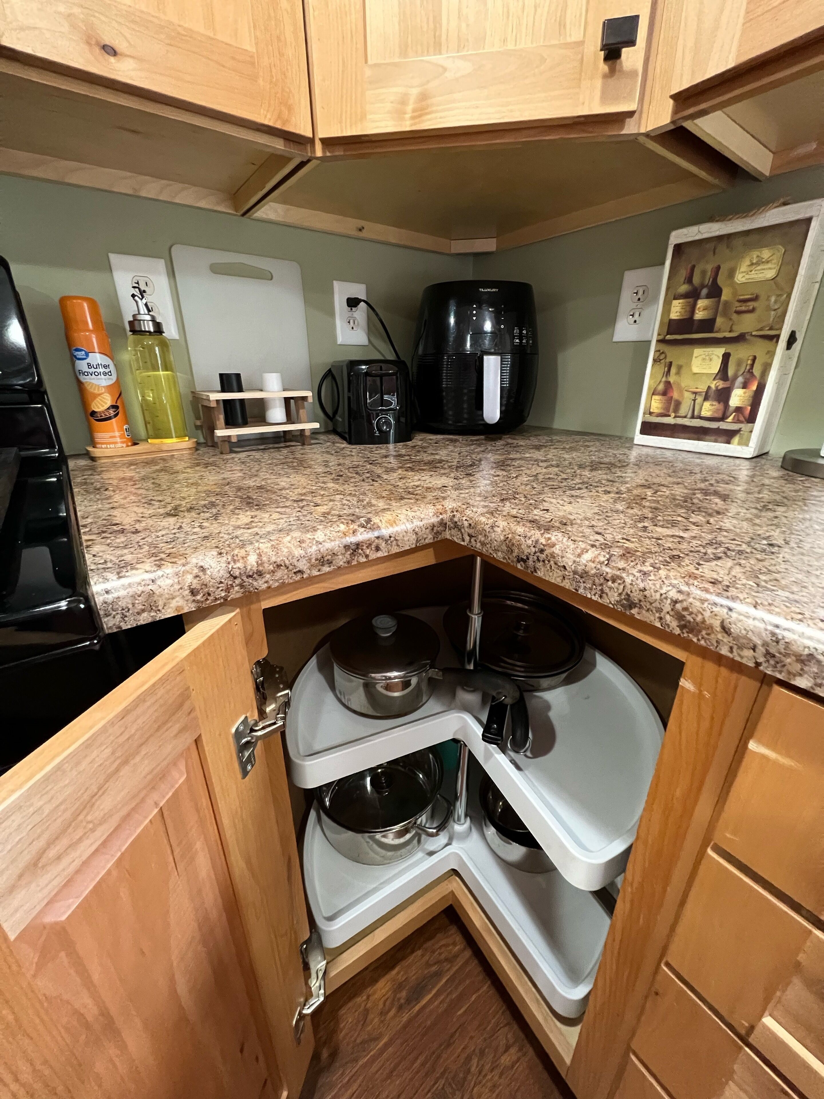 Kittle Pine Front Rental Cottage at Dock 2 of Burr Oak Lake