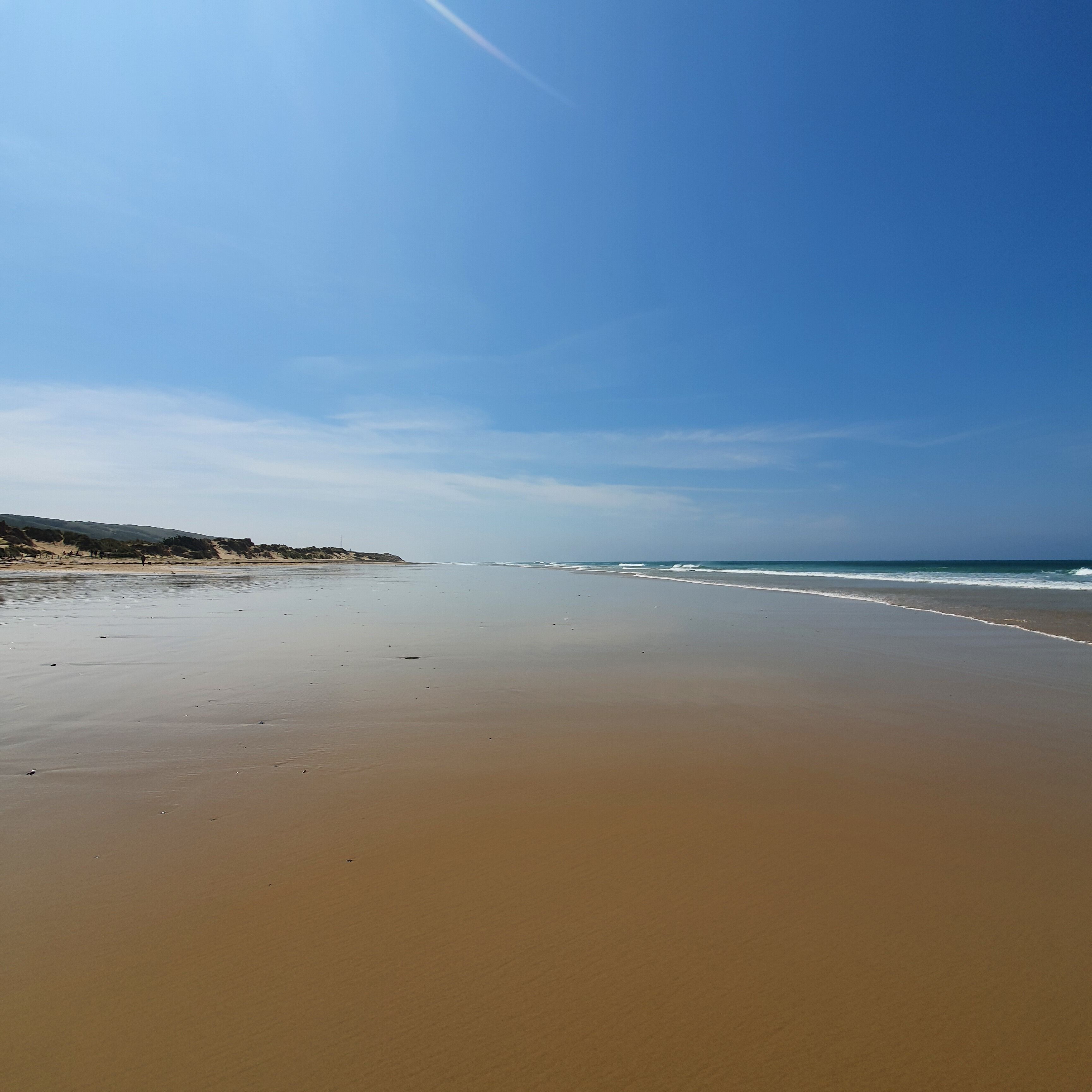 Plage à proximité, chaises longues