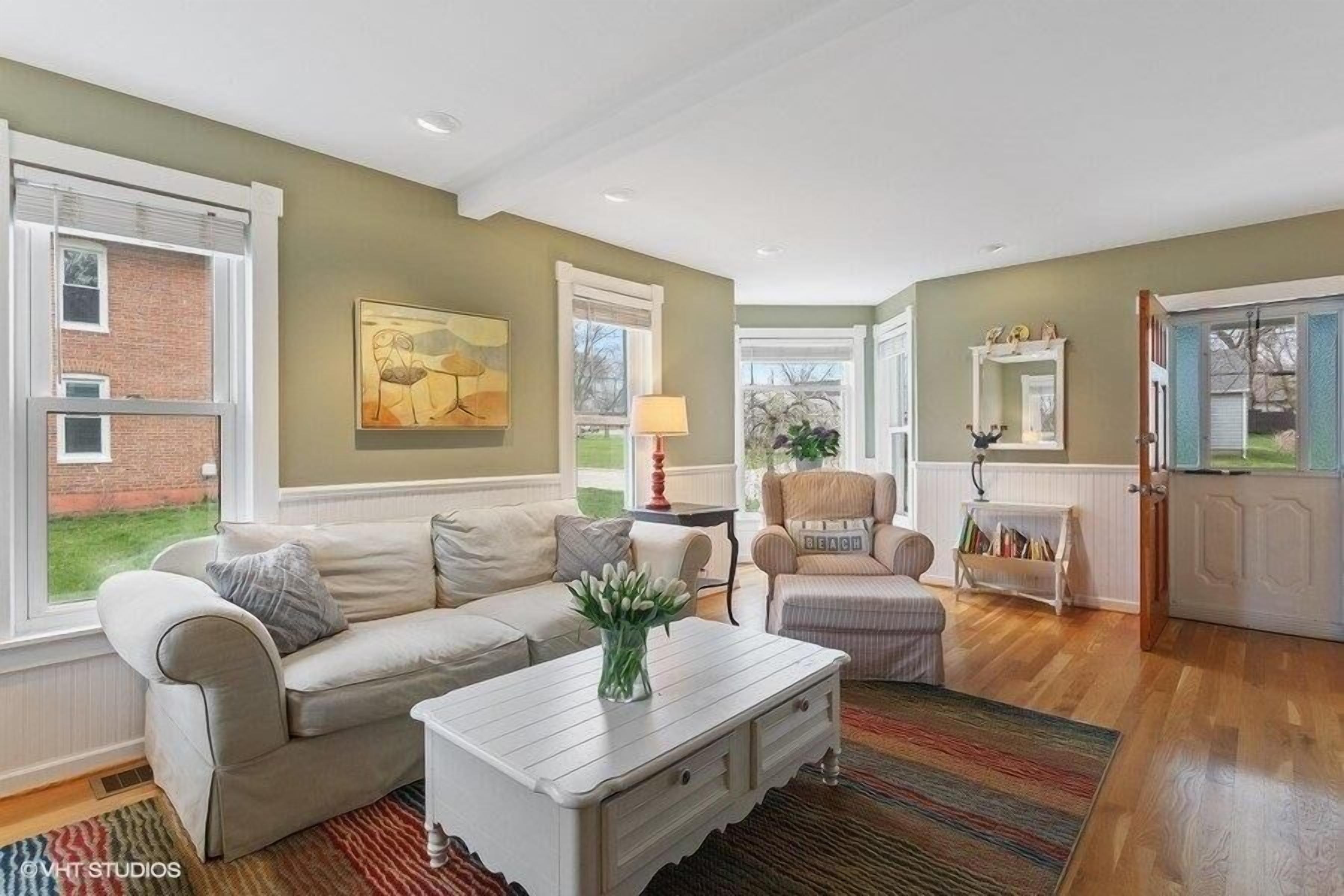 2024 Open! New Buffalo Home With Private Pool and Hot Tub!