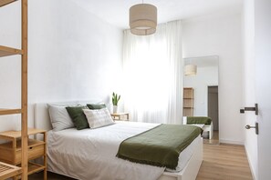 3 bedrooms, iron/ironing board, WiFi, bed sheets - Tommy's Flat (Venezia)