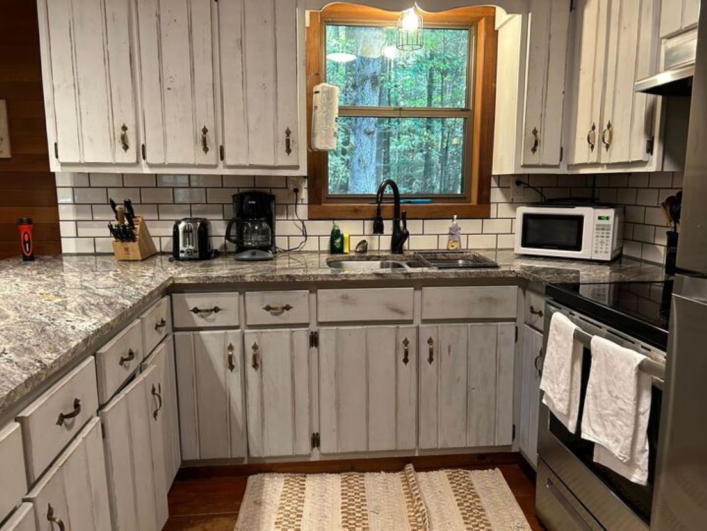 Cedar Knoll - Secluded and Remodeled - Toccoa River Access