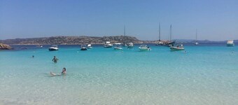 Apt. Ulisse 3 beds- 150 mt from beach