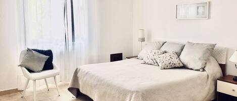 3 quartos, berço de viagem, Wi-Fi