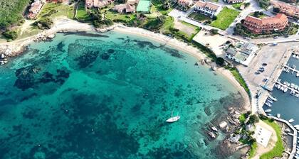 Apt. Ulisse 3 beds- 150 mt from beach