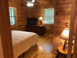 2 habitaciones, cuna de viaje, wifi gratis y ropa de cama