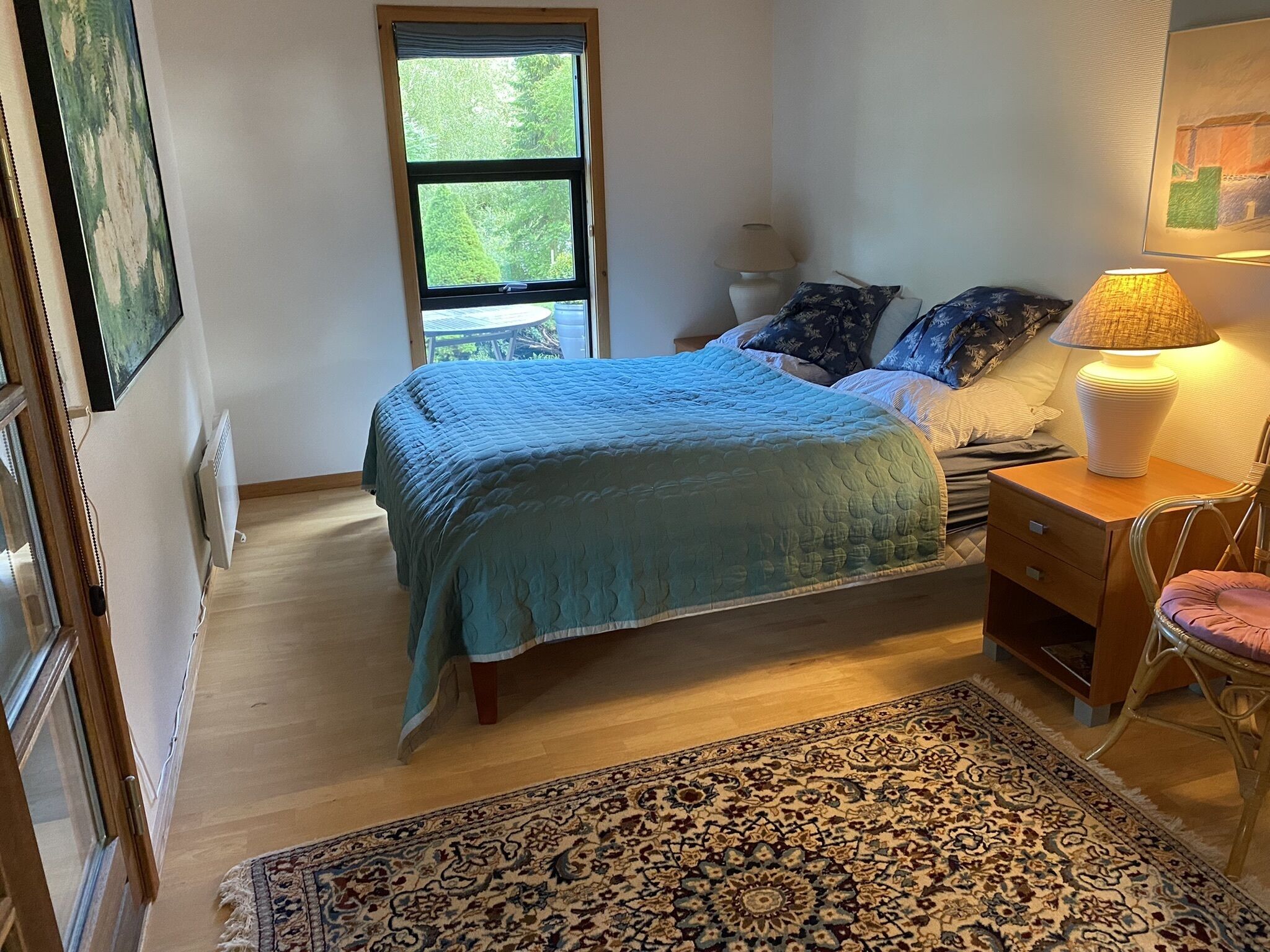 2 makuuhuonetta, silitysrauta/-lauta, ilmainen Wi-Fi