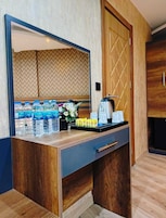 Ropa de cama de alta calidad y minibar (con algunos artículos gratuitos)