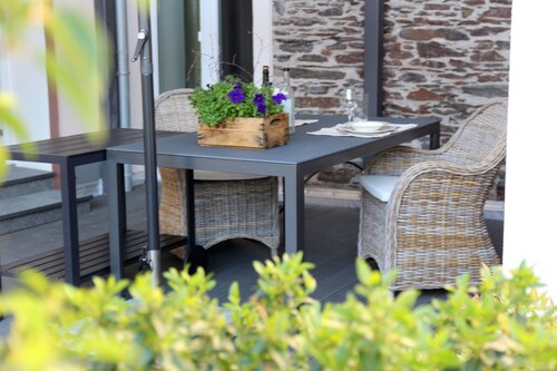 MOSEL-ROMANCE - Luxuriöse Wohlfühloase - große Terrasse, ruhige Lage