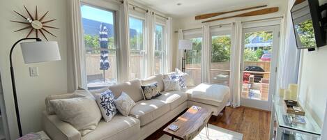 Smart TV, books, offices