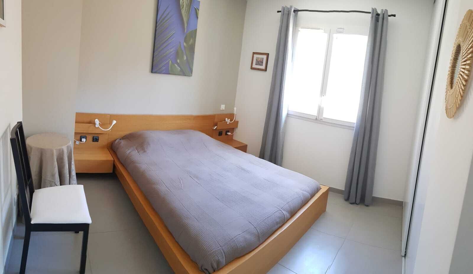 VILLA 143 M2 WITH PRIVATE POOL, classified 4 *