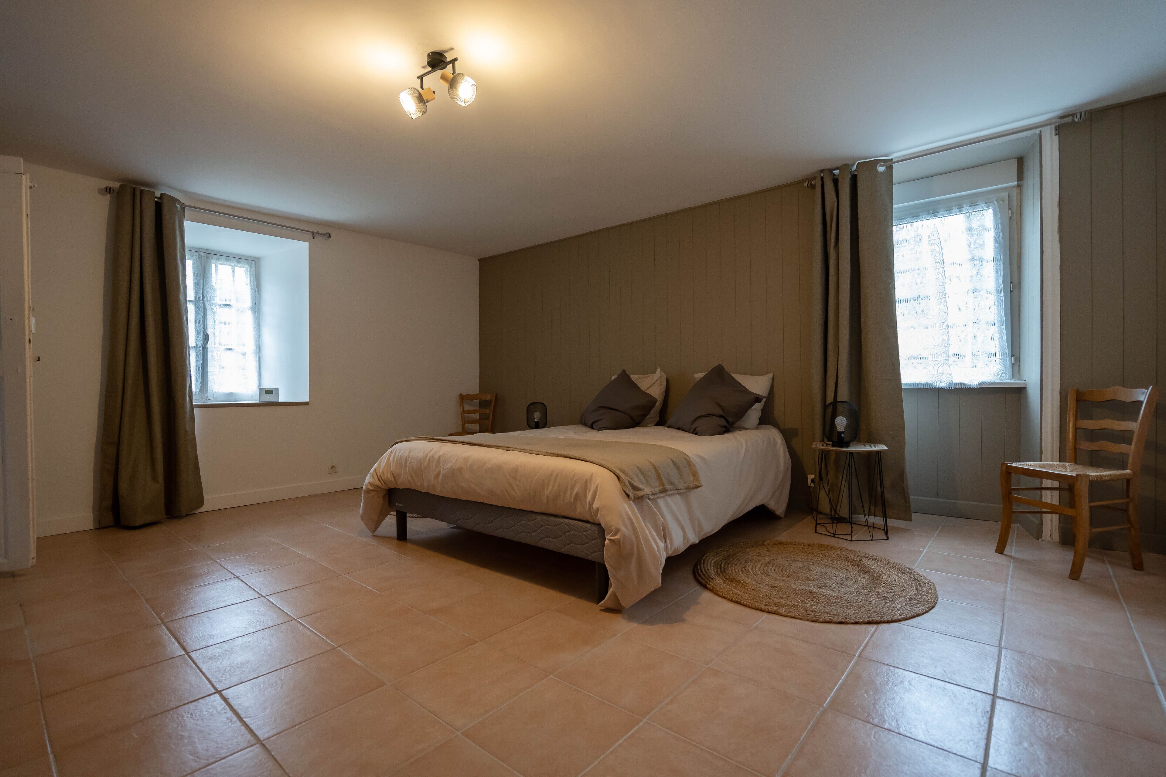 typical Breton house with large garden near lake guerlédan