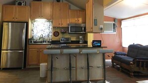 Unclassified image, 3 of 34, button - Key Lime Resorts - Unit #3 Key Lime Cottage (Monticello)