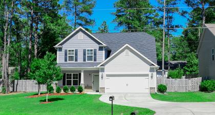 Pinehurst Golf Retreat, Pool Table, Fire Pit!