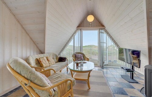 Lovely home in Harboøre with sauna