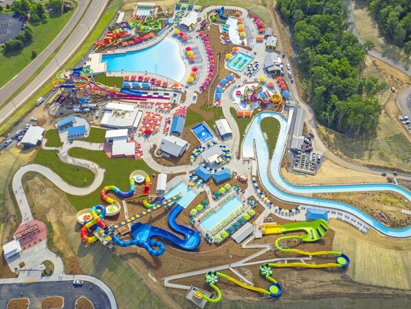 Pool - 1900 Farm House directly between Pigeon Forge and Knoxville (Seymour)