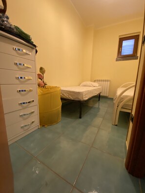 2 chambres, accès au Wi-Fi (inclus)