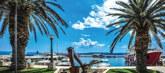 2 bedroom nice home in Baska Voda