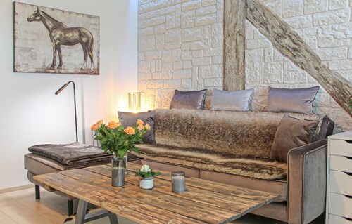 1 bedroom stunning apartment in Detmold