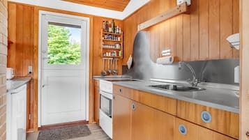 Réfrigérateur, plaque de cuisson, lave-vaisselle, cafetiÚre/bouilloire