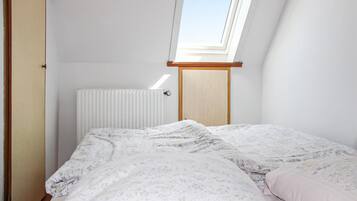 2 Schlafzimmer, Reisekinderbett, kostenloses WLAN